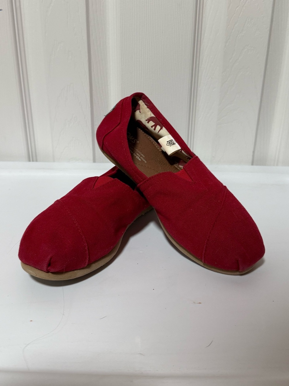 Classic Red Canvas Slip-On Women's Toms